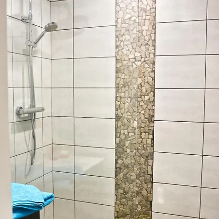 Апартаменты Lovely 51 M With Harbour View Сен-Сиприен